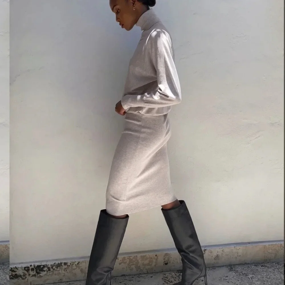 Aritzia Babaton sweater dress Bogart Turtleneck midi beige oatmeal  large - Picture 3 of 12
